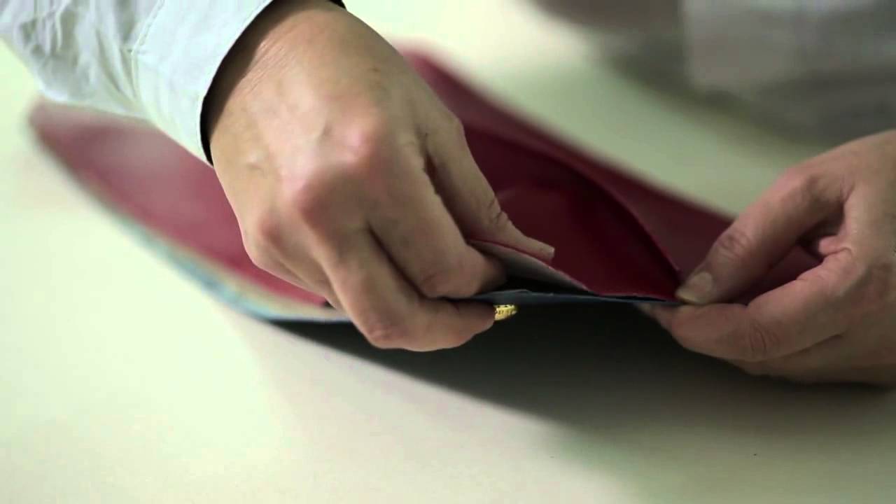 Videos: The Making of A Prada Bag