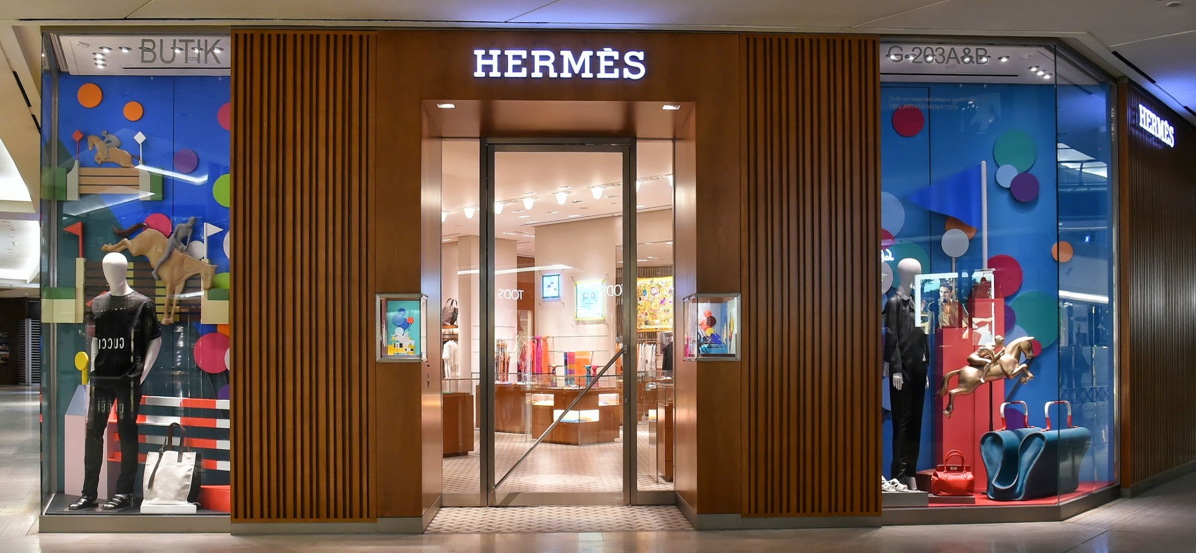 Hermès Store at the Gardens Mall - BagAddicts Anonymous
