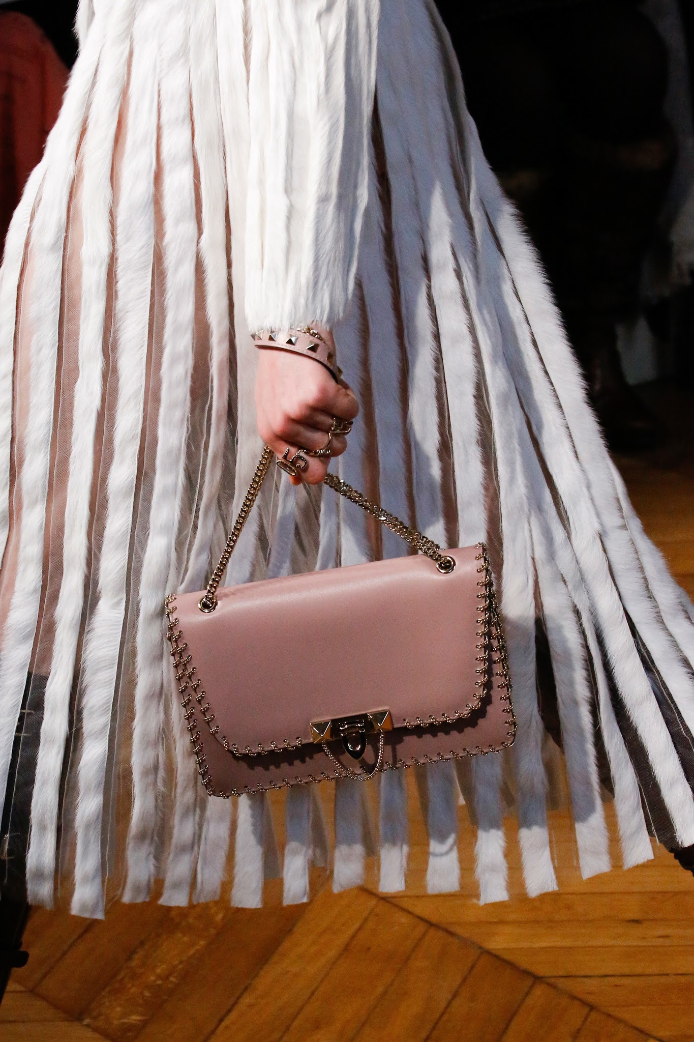#PFW: Valentino FW17 Bags Report
